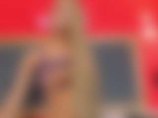 Live cam show with YayaHilton - Anal Toys on Gym Cam Girls