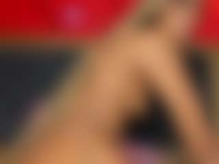 YayaHilton's Live Sex Cam Show