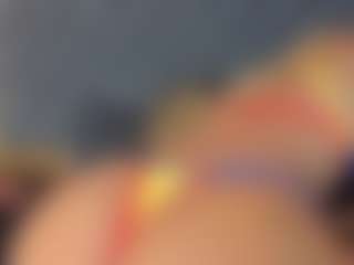 YayaHilton's Live Sex Cam Show