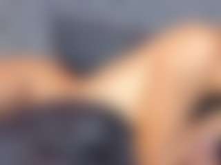 Live cam show with YayaHilton - Athletic Young Adult on CamwithHer
