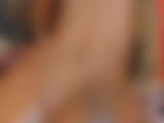 YayaHilton's Live Sex Cam Show