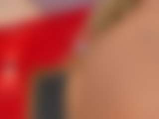 Live cam show with YayaHilton - Athletic on Camming Site