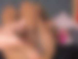 YayaHilton's Live Sex Cam Show