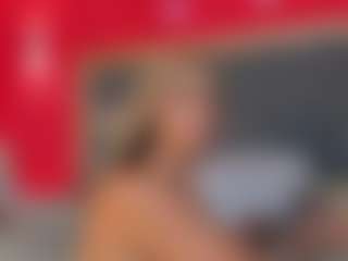 YayaHilton's Live Sex Cam Show