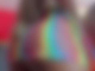 YayaHilton's Live Sex Cam Show