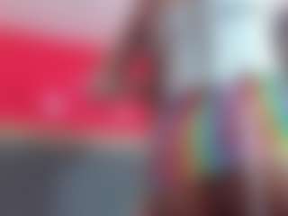 YayaHilton's Live Sex Cam Show