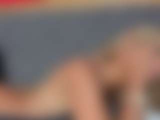 Live cam show with YayaHilton - Domination on Cam Slut