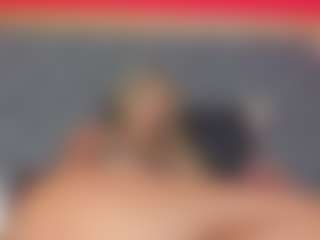 YayaHilton's Live Sex Cam Show