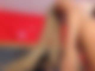 Live cam show with YayaHilton - Domination on Camsoda