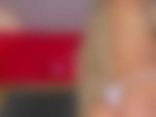 YayaHilton's Live Sex Cam Show