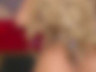 YayaHilton's Live Sex Cam Show