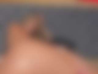 Show in cam erotica live di YayaHilton