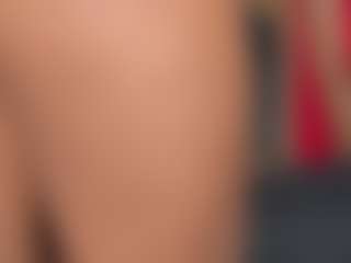 Live cam show with YayaHilton - Athletic Small Tits on Camsoda