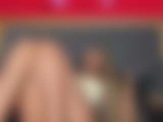 Live cam show with YayaHilton - Domination on TastyBlacksLive