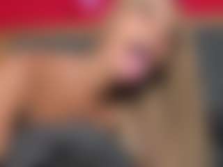 YayaHilton's Live Sex Cam Show