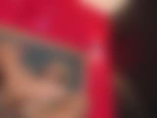 YayaHilton's Live Sex Cam Show