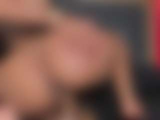 YayaHilton's Live Sex Cam Show