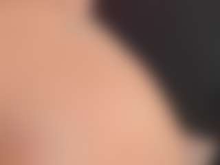 YayaHilton's Live Sex Cam Show