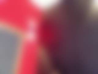 YayaHilton's Live Sex Cam Show