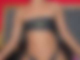 YayaHilton's Live Sex Cam Show