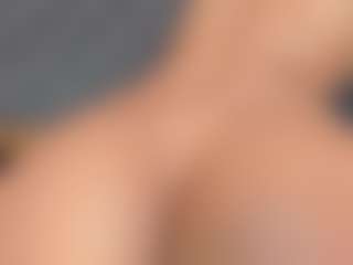 YayaHilton's Live Sex Cam Show