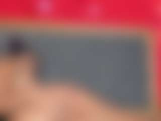 YayaHilton's Live Sex Cam Show