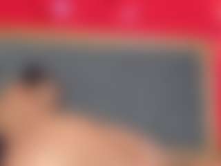 YayaHilton's Live Sex Cam Show