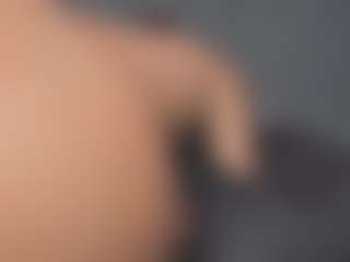 YayaHilton's Live Sex Cam Show