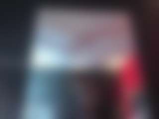 YayaHilton's Live Sex Cam Show