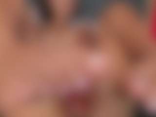 YayaHilton's Live Sex Cam Show