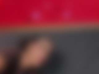 YayaHilton's Live Sex Cam Show