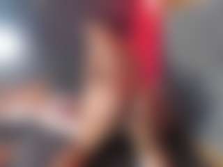 YayaHilton's Live Sex Cam Show