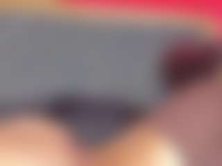 Live cam show with YayaHilton - Anal Toys on Camsoda