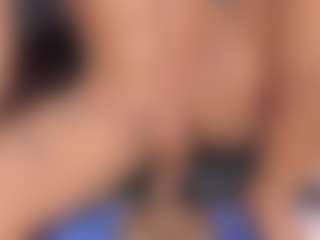 YayaHilton's Live Sex Cam Show