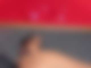YayaHilton's Live Sex Cam Show