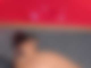 YayaHilton's Live Sex Cam Show