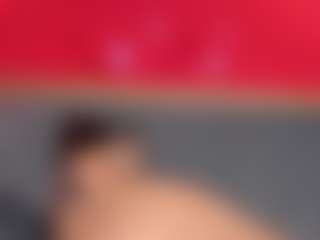 YayaHilton's Live Sex Cam Show