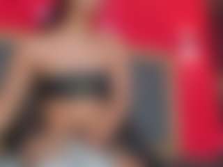 YayaHilton's Live Sex Cam Show