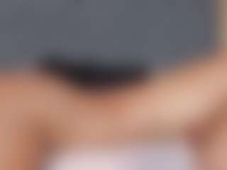 Live cam show with YayaHilton - Fuck Machine on Camsoda