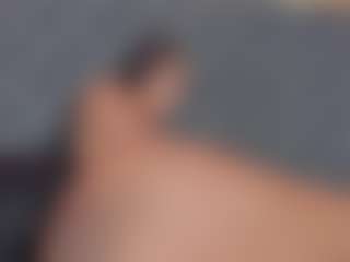 YayaHilton's Live Sex Cam Show