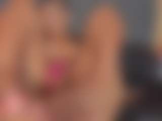 YayaHilton's Live Sex Cam Show
