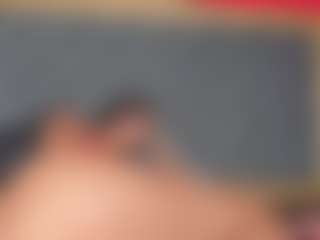 YayaHilton's Live Sex Cam Show