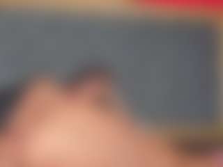 YayaHilton's Live Sex Cam Show