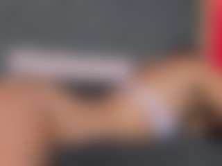 YayaHilton's Live Sex Cam Show