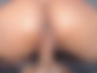 YayaHilton's Live Sex Cam Show