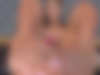 Live cam show with YayaHilton - Fuck Machine on SinfulBabes