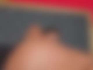 Live cam show with YayaHilton - Small Tits on nudelive.tv