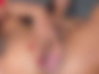 YayaHilton's Live Sex Cam Show