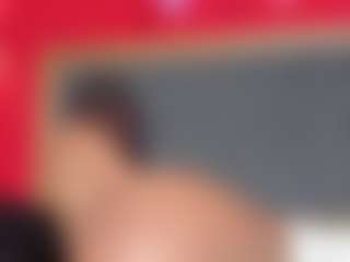 YayaHilton's Live Sex Cam Show