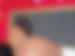 YayaHilton's Live Sex Cam Show